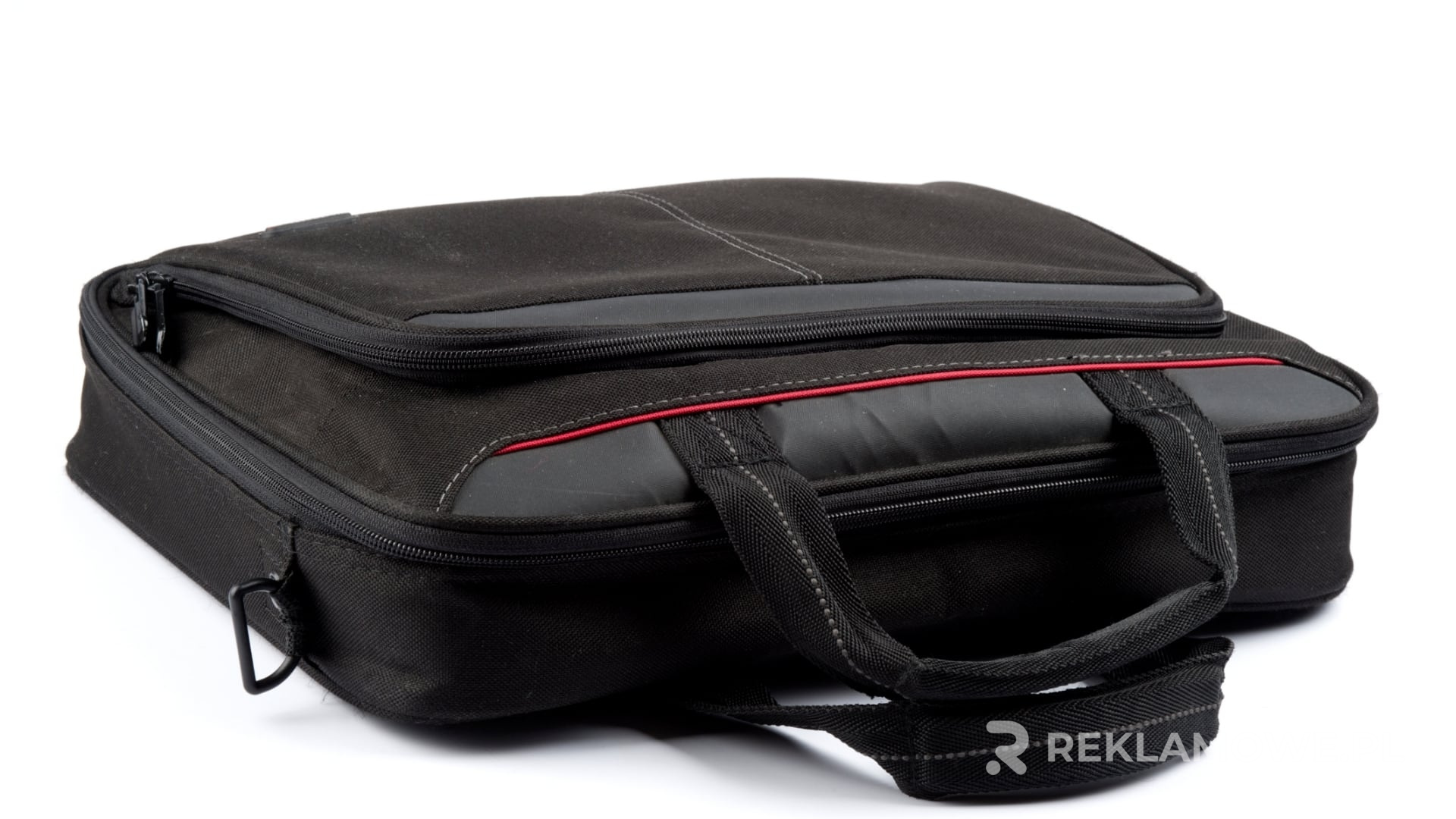 Ekologiczna teczka reklamowa na biurku