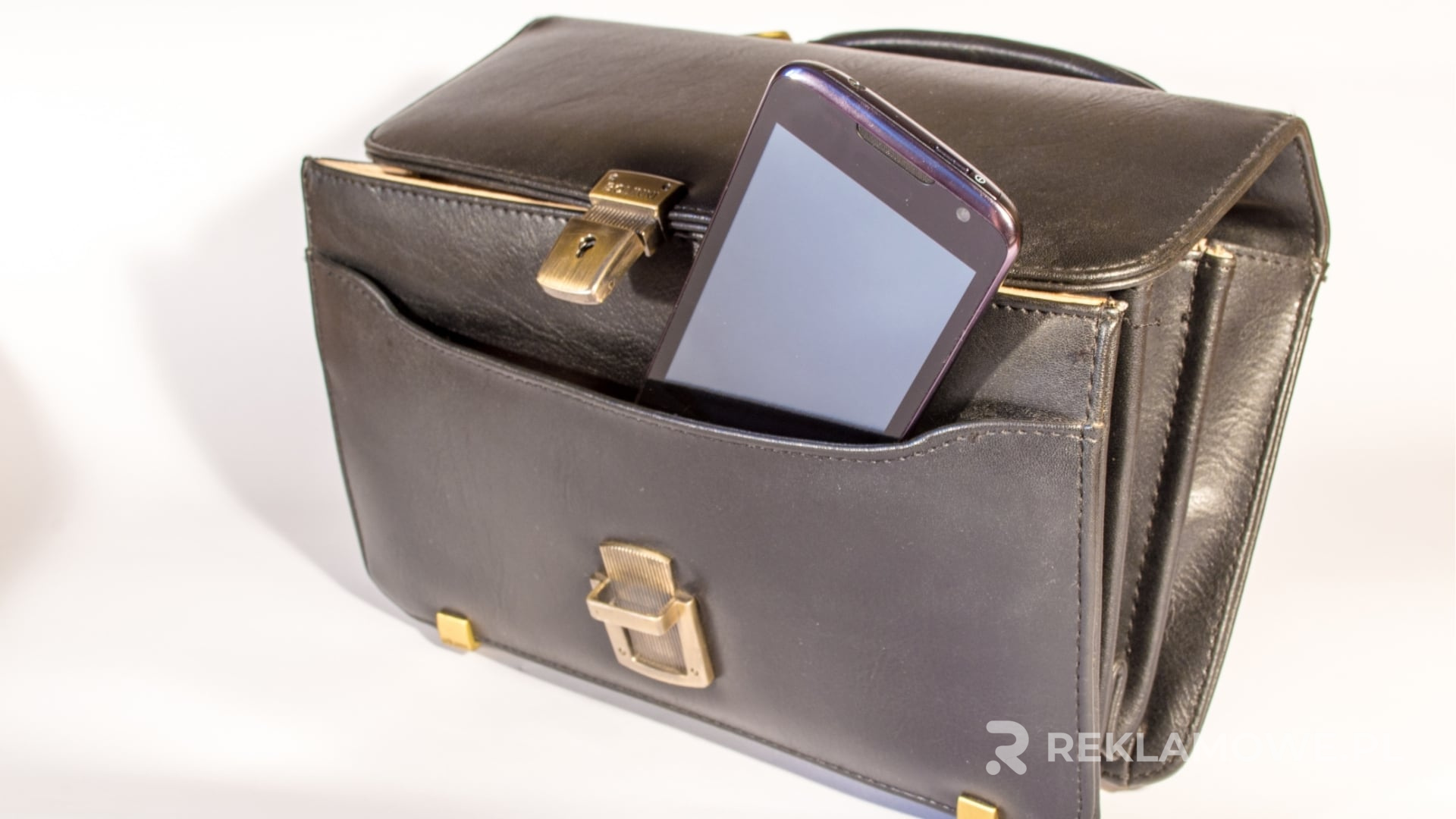 Przykład projektu teczki reklamowej