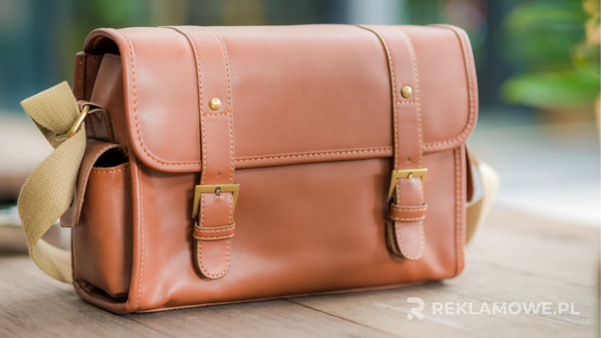 Teczki reklamowe służące do promocji marki